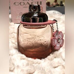 Coach Floral Blush Eau De Parfum New NIB 1oz/30ml Fruity Citrus Peach Peony